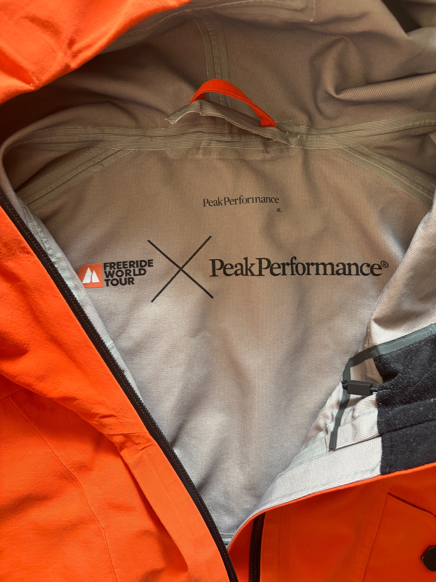 Peak Performance Freeride World Tour BEC, bild 2 av 5