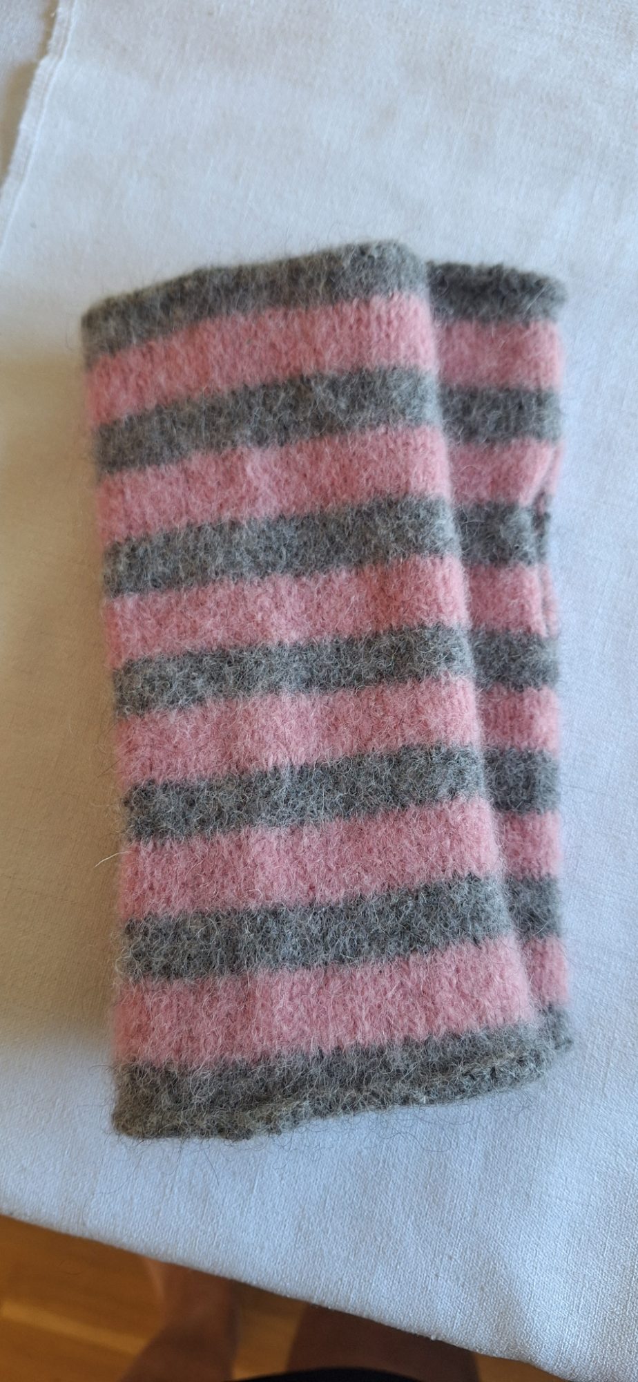 Hantverk Torgvantar, bild 2 av 4